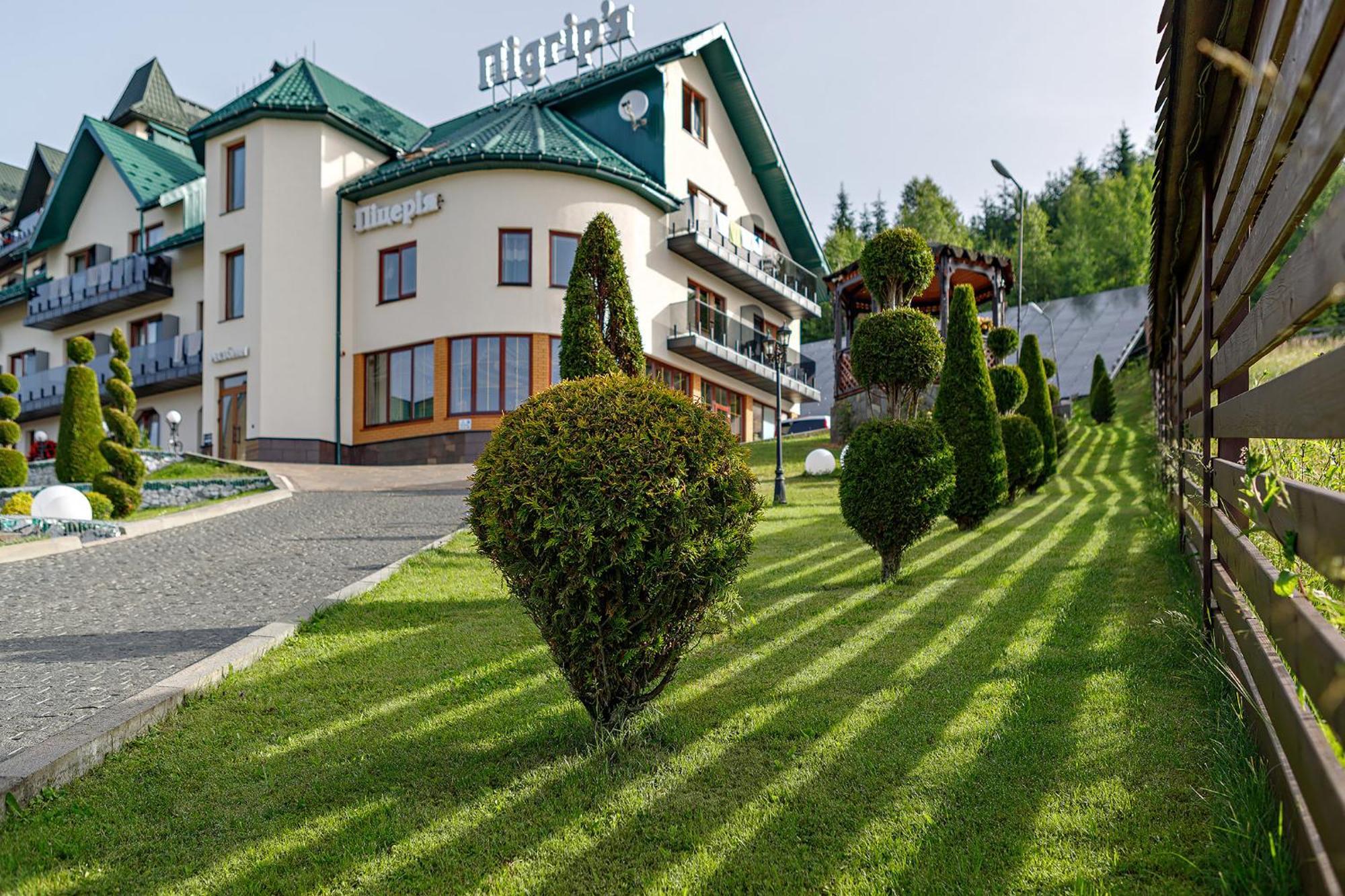 Hotel Podgore Spa&Resort Bukovel Esterno foto